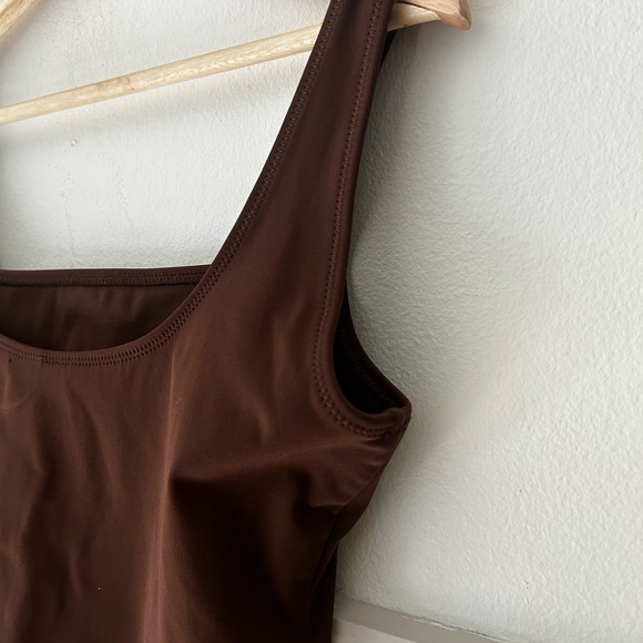 SKIMS Chocolate Brown Women's Tankini Swim Top Medium Slimming - Picture 5 of 6
